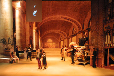 182-8207_IMG